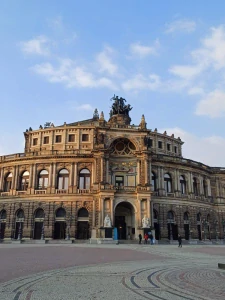 ADVENTNÍ DRÁŽĎANY S NÁKUPY