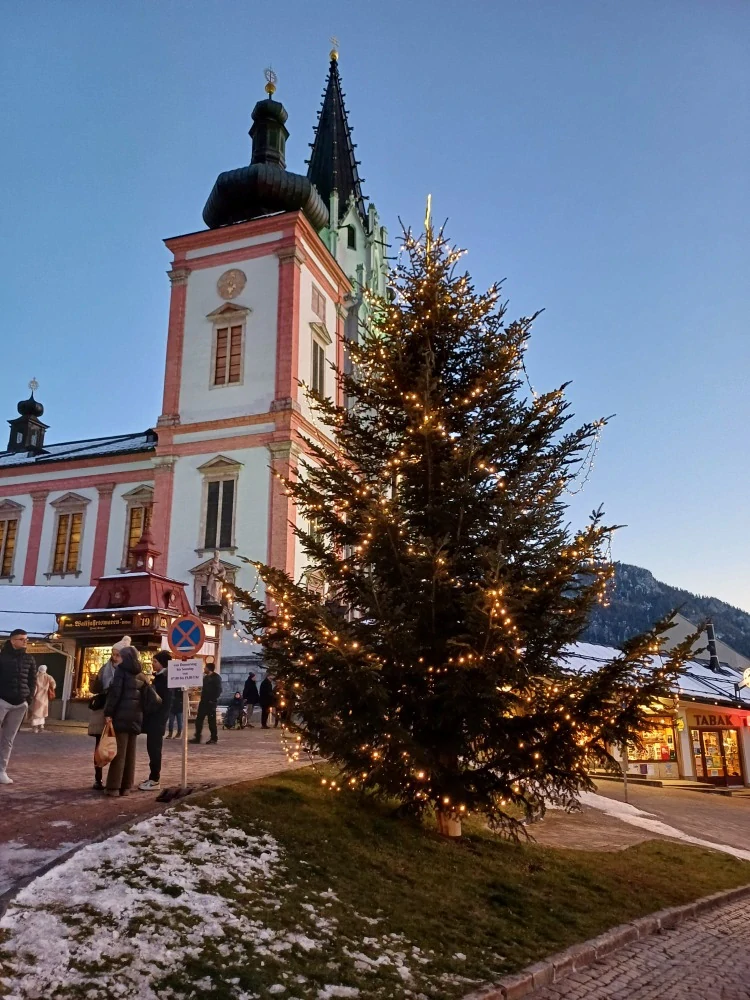 ADVENTNÍ MARIAZELL   